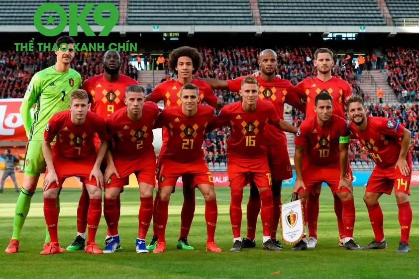 Bỉ từng sở hữu một thế hệ vàng với nhiều siêu sao như De Bruyne, Romelu Lukaku, Mertens, Kompany, Eden Hazard, Courtois Bỉ từng sở hữu một thế hệ vàng với nhiều siêu sao như De Bruyne, Romelu Lukaku, Mertens, Kompany, Eden Hazard, Courtois